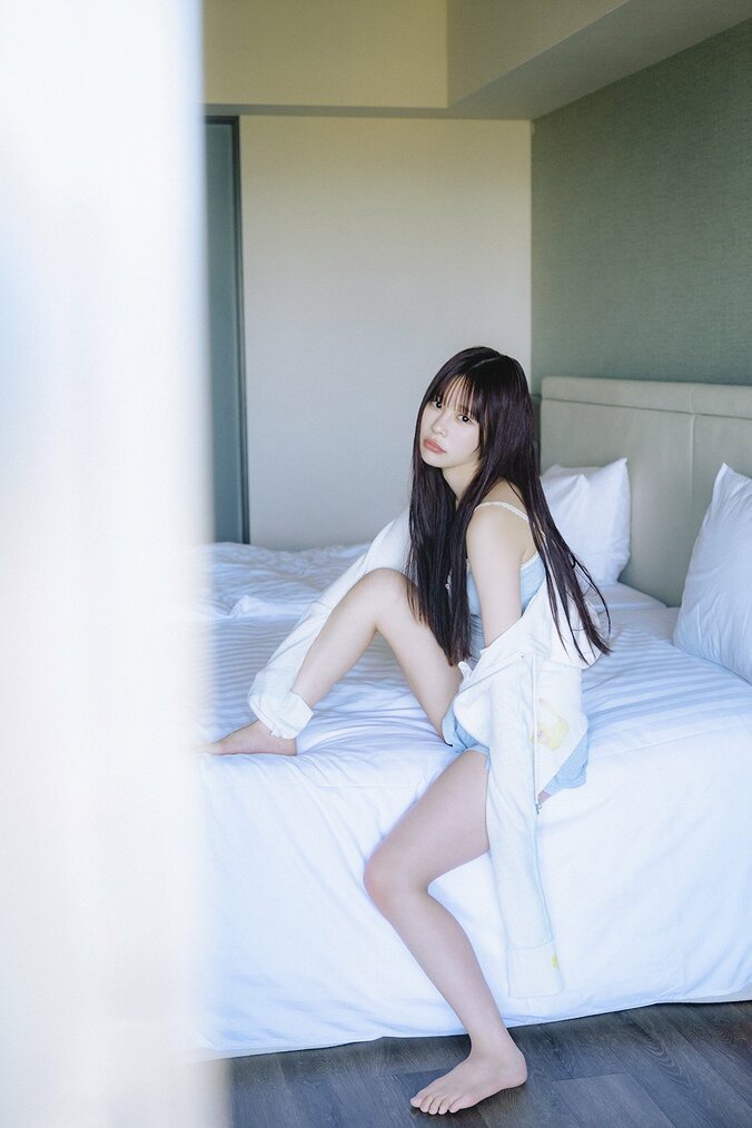 CANDY TUNE・村川緋杏（びびあん）、メンバー初のソロ写真集が発売決定「私なりのkawaiiを届けたい！」 7月23日 3枚目