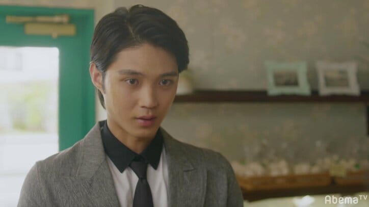 陸(磯村勇斗)が麦(平祐奈)を思い、くまさんパンを買いに行く…優しさ溢れる行動に感動の声