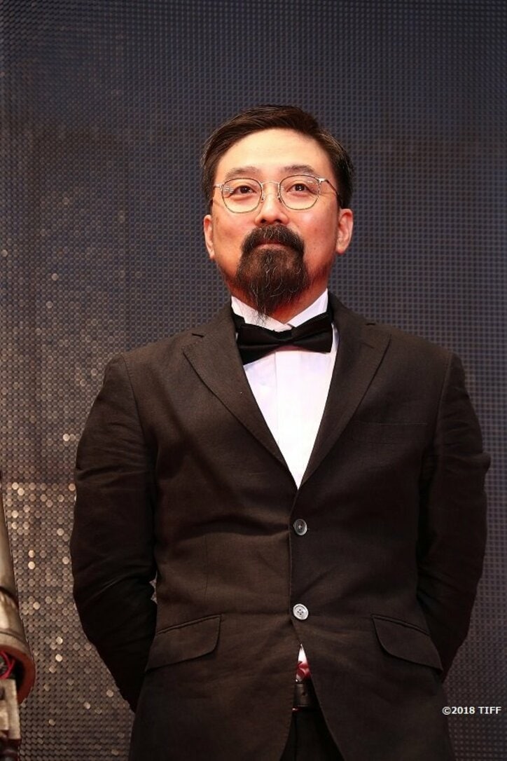 山田孝之主演『ハード・コア』 山下敦弘監督、謎のロボットとレッドカーペットデビュー