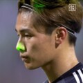 上田綺世、バーレーン戦で先制点！「出禁にしろ」「色々とダサい」ブーイング＆レーザーポインターの“嫌がらせ”で敵地ファンには批判の声【日本代表】