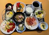 假屋崎省吾『朝食は豪勢にねっ』