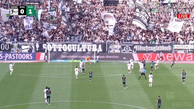 「普通あんなの入らんて」ブレーメン菅原由勢、ブンデスリーガ初アシスト！横パス＆フリーランでゴラッソ演出の瞬間「良いモンみたわ」 3枚目