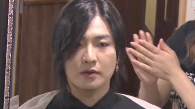 【写真・画像】2年ぶりのプレイヤー復帰・軍神、計算し尽くされた”かきあげヘア”に圧巻「女の子は横から見るから…」　2枚目