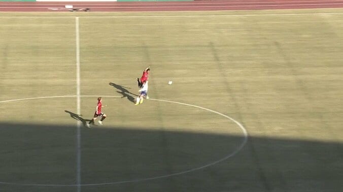 【映像】手をかけた？接触転倒の瞬間