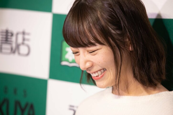 「自己採点は“無量大数”です（笑）」乃木坂46・北野日奈子復活にふさわしい1st写真集『空気の色』