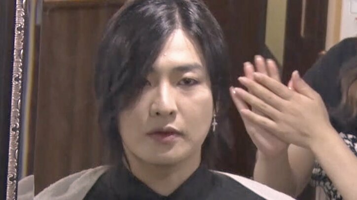 【写真・画像】2年ぶりのプレイヤー復帰・軍神、計算し尽くされた”かきあげヘア”に圧巻「女の子は横から見るから…」　2枚目