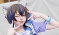 「ポーズとメイクをギャルっぽく」を意識した、『ウマ娘』ダイタクヘリオスのコスプレ