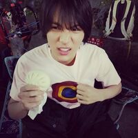 中川大志、役者としてのプロ根性にファンから労いの声「肉まん食べて風邪ひかないようにしてください！」