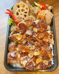 みきママ『ガーリック醤油ポークステーキ弁当です！！』