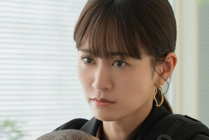 【写真・画像】“サレ妻”前田敦子のブチギレ＆失笑演技が爽快すぎ「目バッキバキ」「さすがアツ」の声『スキャンダルイブ』最終話　1枚目