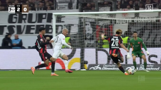 【映像】急加速→右足ダイレクトシュート