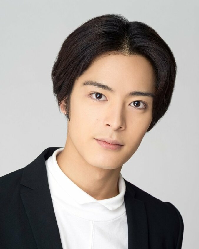 新川優愛が男性アイドルグループをプロデュース！芸能界のリアルを描く新ドラマ『星屑リベンジャーズ』AbemaTVで放送 4枚目