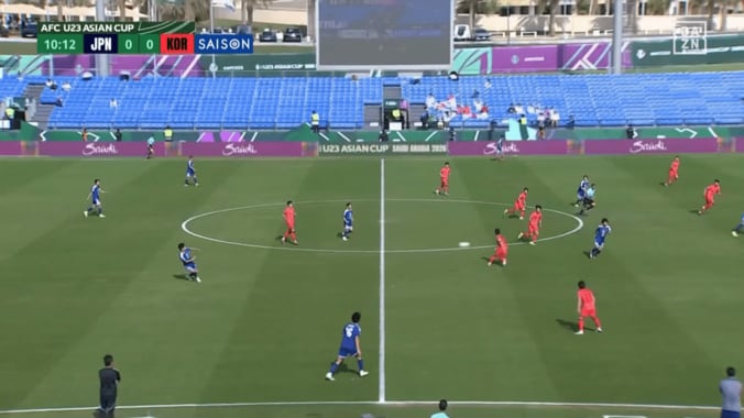 「そこ通すか！？」日本代表DF、韓国守備陣を切り裂く“30mキラーパス”に称賛続々「うますぎて笑う」決定機逸のFWには「決めてくれー」【U23アジアカップ】 3枚目