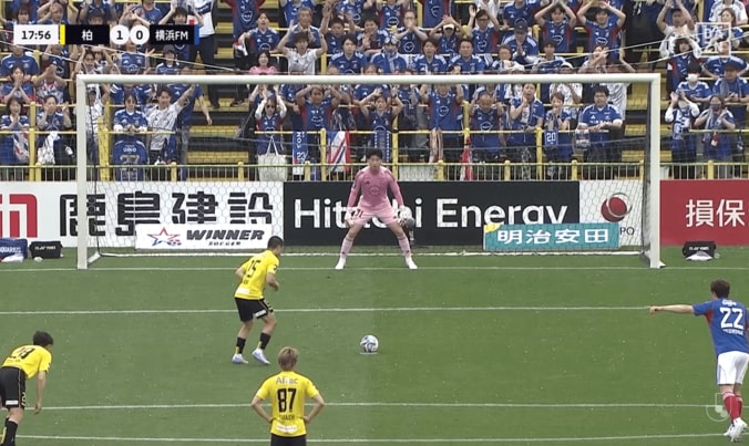 【写真・画像】「何この速さ…」19歳天才の華麗ターン→極上キラーパスが「ファンタジスタすぎる」「ほんと上手い」中島洋太朗に称賛の嵐　1枚目