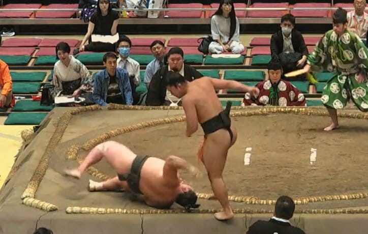 【写真・画像】　1枚目