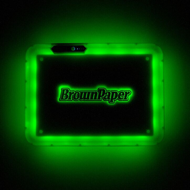 セレクトウェブショップ「1/8oz CLOTHING」の1周年PARTYが4月23日(日)に中目黒solfaで開催!DJには、BUDAMUNK 16FLIP、SCRATCH NICE等が出演!