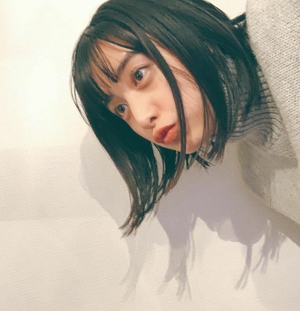 藤井美菜　裸 可愛さが際立つ」「とっても素敵」山本美月のキュートな“アヒル口ショット”に称賛の声 | エンタメ総合 | ABEMA TIMES | アベマタイムズ