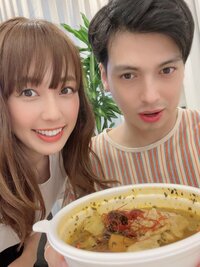 川崎希『UBER EATS♡』