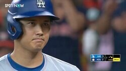 大谷翔平、不可解判定に“ぶ然” 「間違ってる」枠外ボールで三振の瞬間…敵地観客は大歓声