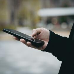 ラッパー：神門、SNSに関する新曲「ポスト」をリリース。