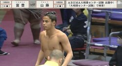 あばら薄っすら…“極細マッチョ”力士、64キロ重たい相手に土俵際の大逆転 劇的投げ技に館内どよめき「あれで勝つんか」「かっこよすぎ」