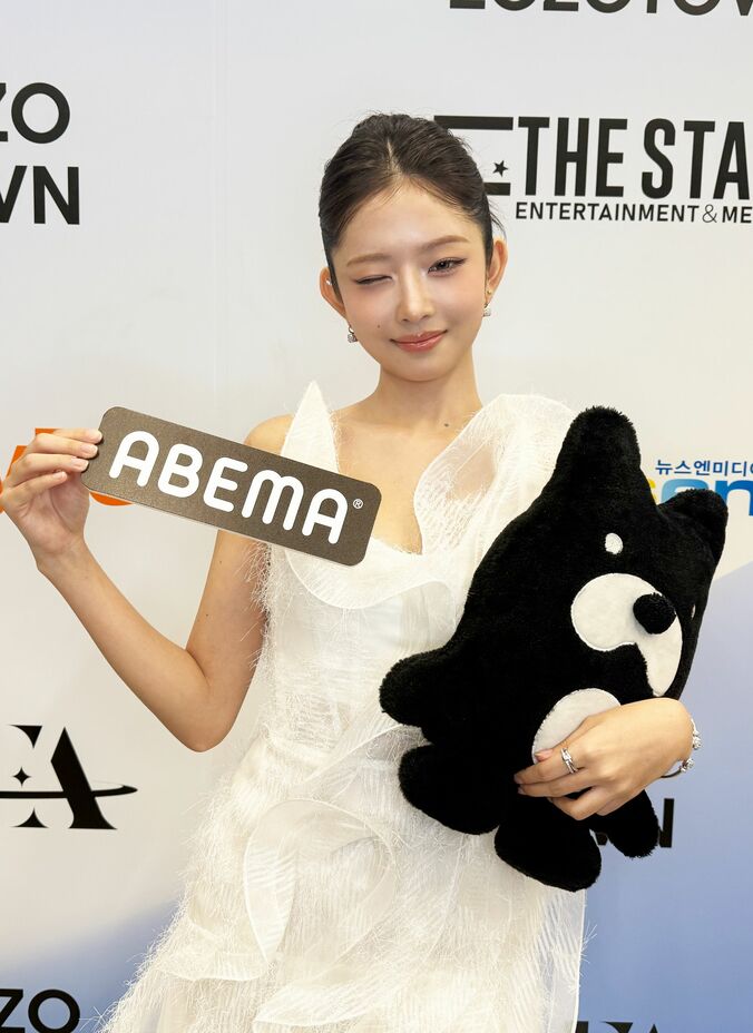 【写真・画像】IVE・レイ、初のＭＣ大役で見せた後輩グループへの想い　「私の本当の姿が映っています」新番組では意外な姿も　2枚目