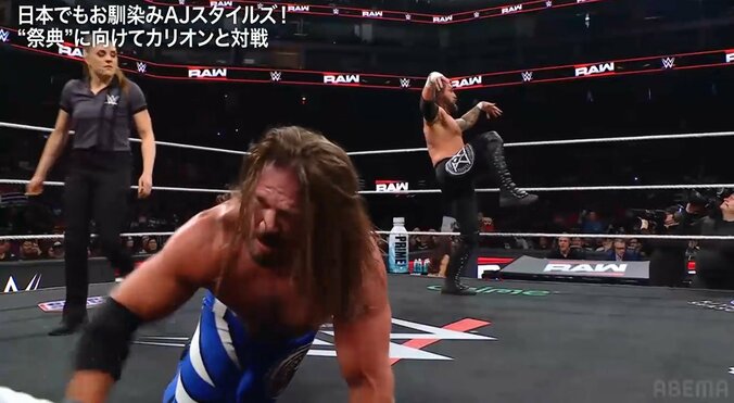 まさかの鶴仙人ポーズ