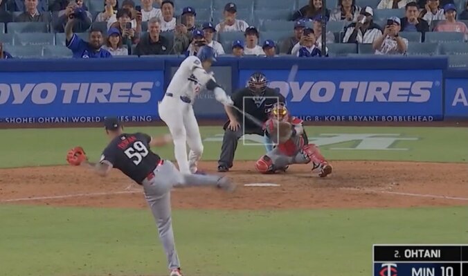 【写真・画像】球場騒然！大谷翔平、爆速超特大ファウルで“まさかの光景”「エグすぎる」とんでもない場所に飛ばしてしまう「飛距離は場外やん」　1枚目