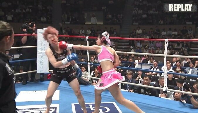 片足立ちで“ピョンピョン” 空手7連覇の女子ファイター、“蹴って殴って”ヤバすぎる攻撃スタイルに「コブラみたい」魔裟斗も驚き 4枚目