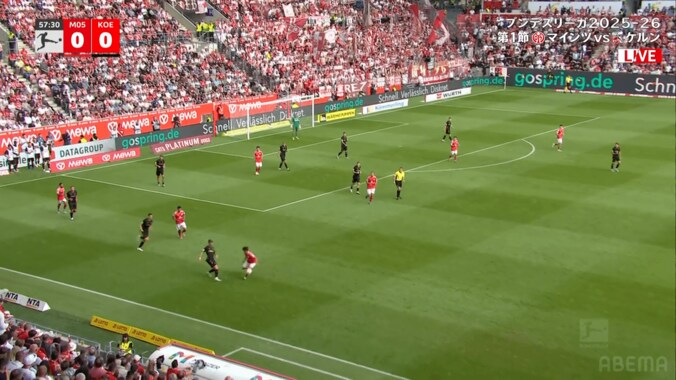 「１人だけコマ送り」マインツ佐野海舟にファン驚愕！「ドリブルがキレキレ」「積んでるエンジン違うわ」絶品回収→３人突破で決定機演出の瞬間 2枚目