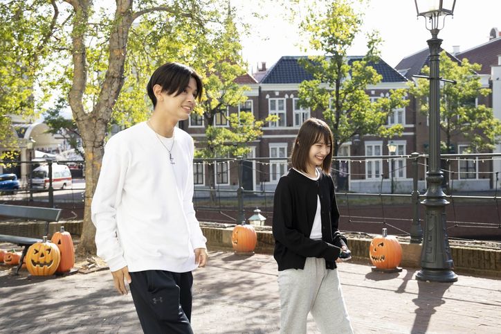 継続人気メンバー・しいな、積極的に2ショット続々!「これからも誘ってほしい」おねだりも 『今日好き』秋桜編第2話