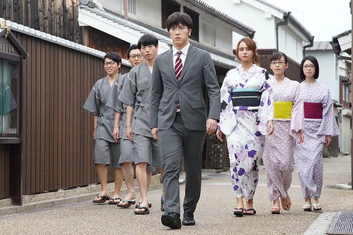 尾上松也が左遷された元エリート銀行員に！ミステリアスな美女・百田夏菜子と「金魚すくい」に出会い人生が変わる！？『すくってごらん』特報映像