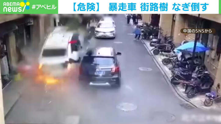 チケット店に車突っ込む事故 3人がけが 大阪 なんばグランド花月近く 国内 Abema Times