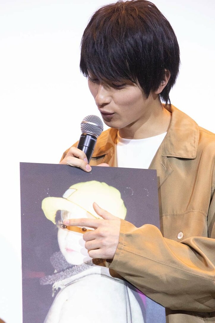 横浜流星、美少年すぎる幼少期の写真を公開 「女の子みたい」「メチャクチャ可愛い」と会場騒然