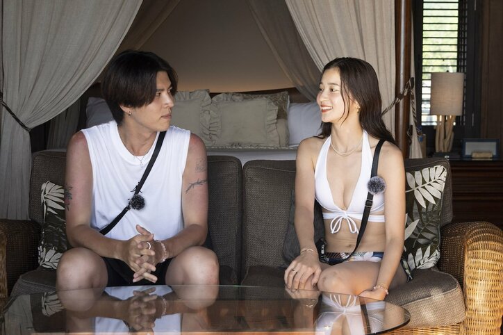 美人女子大生のセクシーな水着姿に一目惚れ 美容系男子「よいしょ!」と先陣を切りアプローチ『シャッフルアイランド Season3』#5