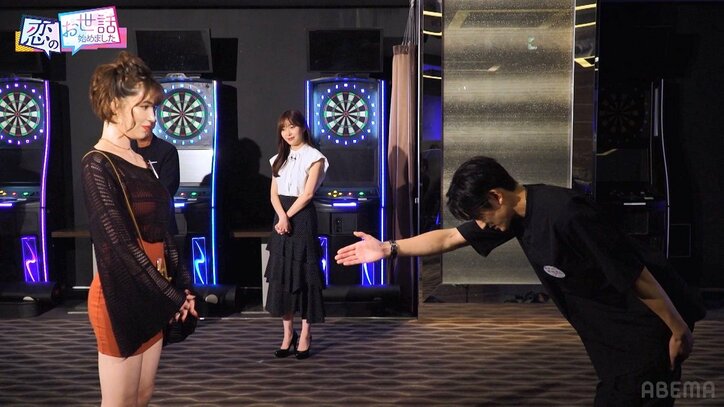 「ミニデヴィ夫人だ」貫禄の22歳ハーフグラドル、ギリギリ丈の太もも全開ミニスカで合コンに降臨！「ラスベガスと東京のシティーガールです」 