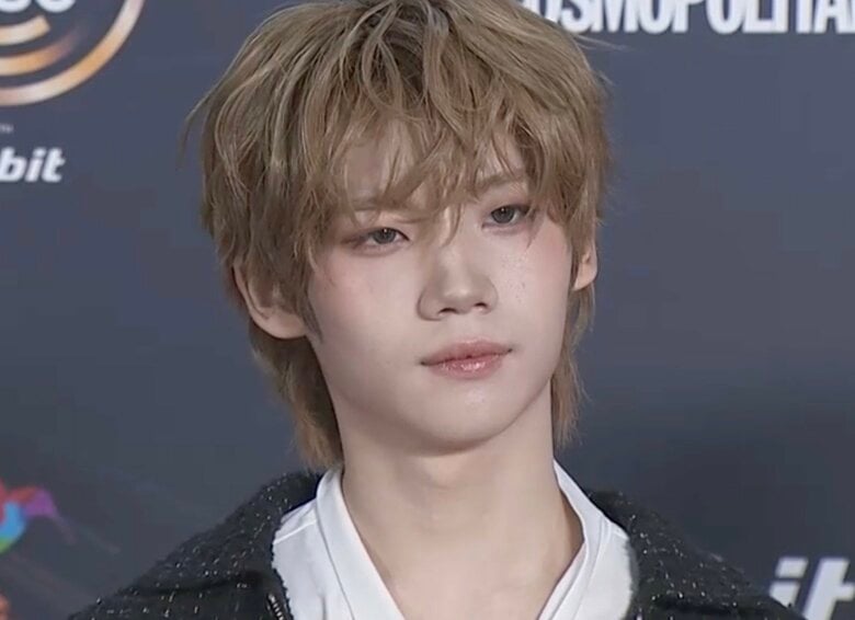 「めちゃくちゃイケメンになってる！」「金髪大正解」昨年デビューした18歳の日本人K-POPアイドル、別人のような姿に反響！パワフルステージで会場を魅了