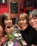 「みんなかわいい」「幸せのお裾分け」浅香航大&トリンドル姉妹のランチ3ショットに反響