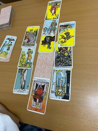 桃『2人で占いに行きました。』