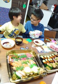 山田花子『クリスマスパーティー』