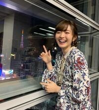 鈴木愛理、キュートな満面の笑みが「ほんと癒される」「国民的笑顔大賞」と反響