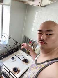 安田大サーカスクロちゃん『ぴかぴーかー』