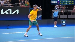 「で、帽子かぶるんかい？ え、かぶらんのかいw」世界テニス、試合中に起きた選手のコミカルなドタバタ劇に反響／ATPカップ