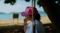 GADORO、ニューアルバム『HOME』から愛する祖母に向けて歌った「もういちど feat. 紅桜」のMVをプレミア公開。