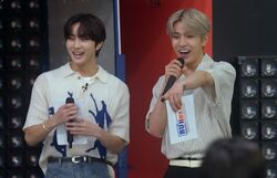 ENHYPENメンバーの生サプライズ登場に大絶叫！　腰を抜かす練習生も「皆さんを見ていると、本当に感慨深い」