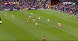 「めっちゃ上手い」「信頼されてるな！」リバプール遠藤航が見たことない“驚愕プレー”を炸裂した瞬間　鮮やかなワンツー→ゴール前の侵入にスタジアム騒然！