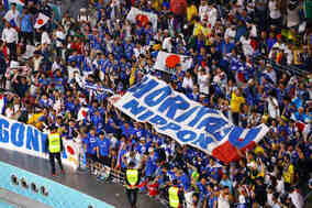 【W杯】日本人サポーターは「必ず感動を与えてくれる」　ドイツ戦後のゴミ拾いに海外メディア感銘