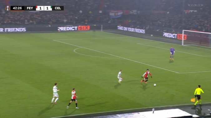 「なめすぎたな」前田大然、相手GK驚愕の“超高速鬼プレス”炸裂「バチクソ速いって」スライディングでパスミス誘発→旗手のゴールをお膳立てした瞬間 4枚目