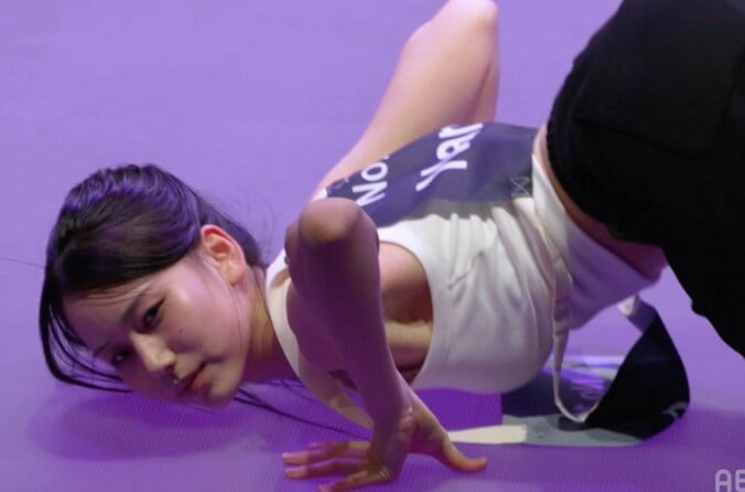 17歳美女の美しすぎるパフォーマンスに衝撃