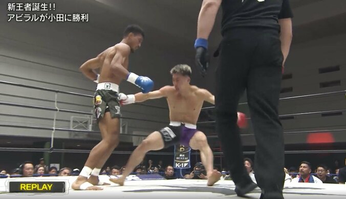 衝撃KOで新王者に輝いたアビラル